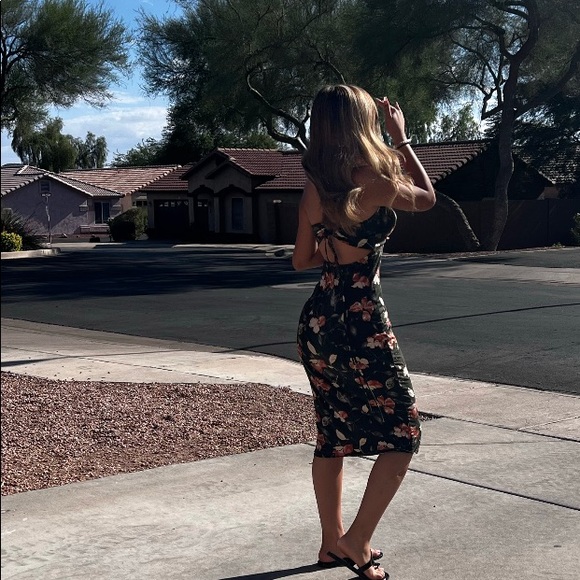 FLORAL DRESS - Picture 2 of 2